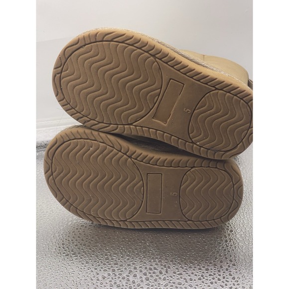 Girl‎ Infant  Size 5 Chestnut Uppers BOOTS  Faux Fur Target - Picture 7 of 7